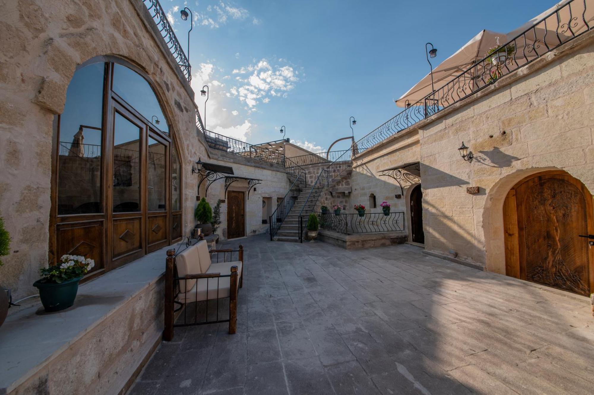 Ages In Cappadocia Hotel Uchisar Exterior photo